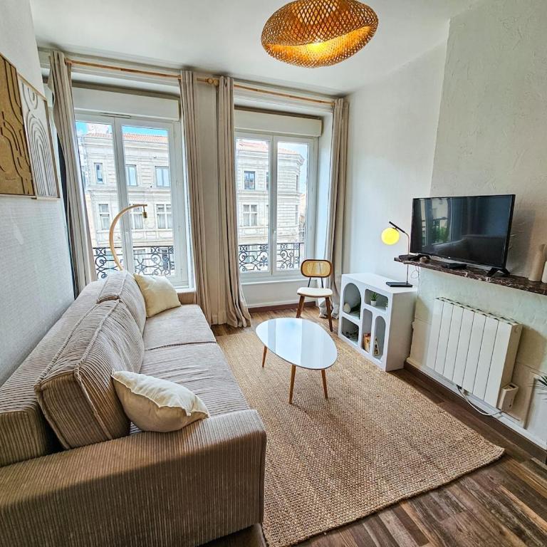 Perle Rare 4 PERSONNES Design Neuf Tout à Pied Place du peuple - Appartement 1 Chambre - 21