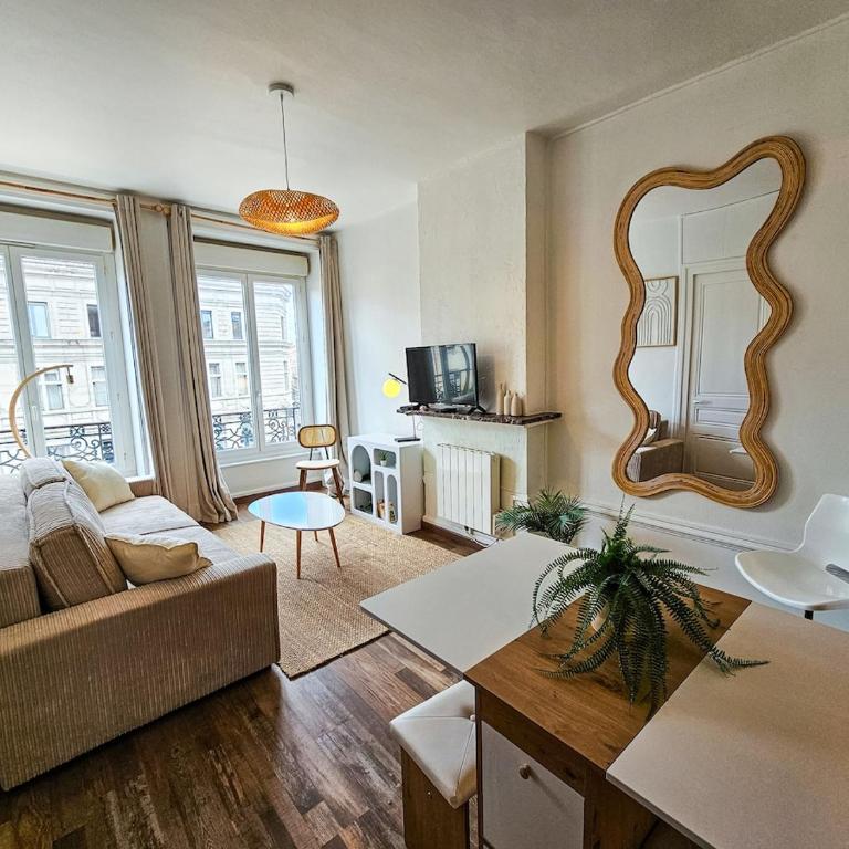 Perle Rare 4 PERSONNES Design Neuf Tout à Pied Place du peuple - Appartement 1 Chambre - 26
