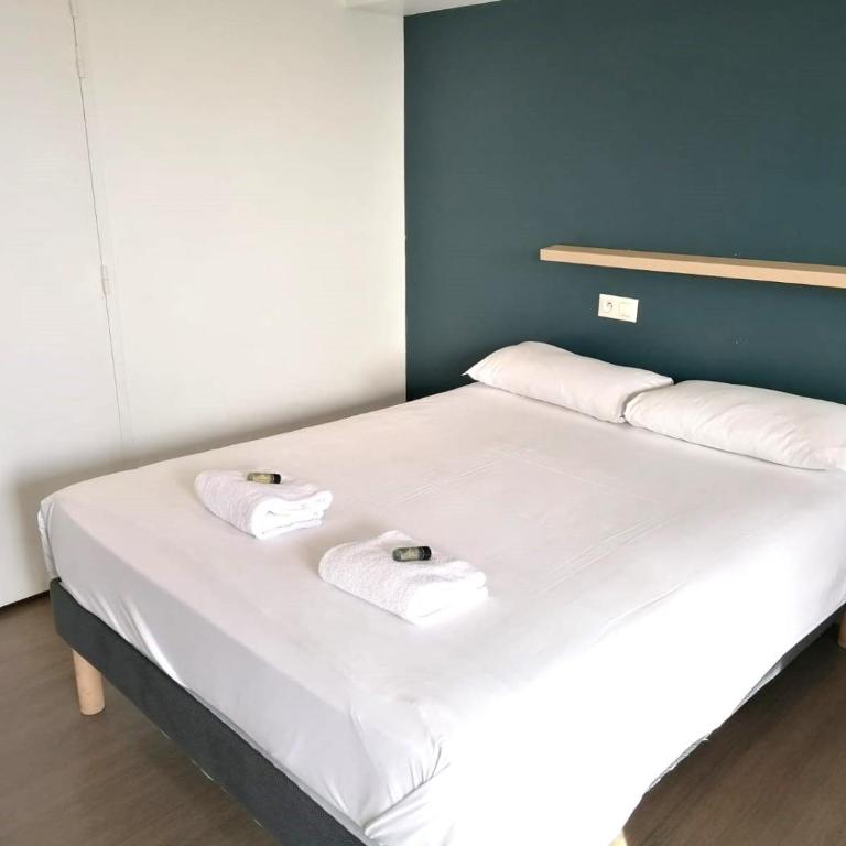 Unisotel Le Mans - Chambre Familiale - 2