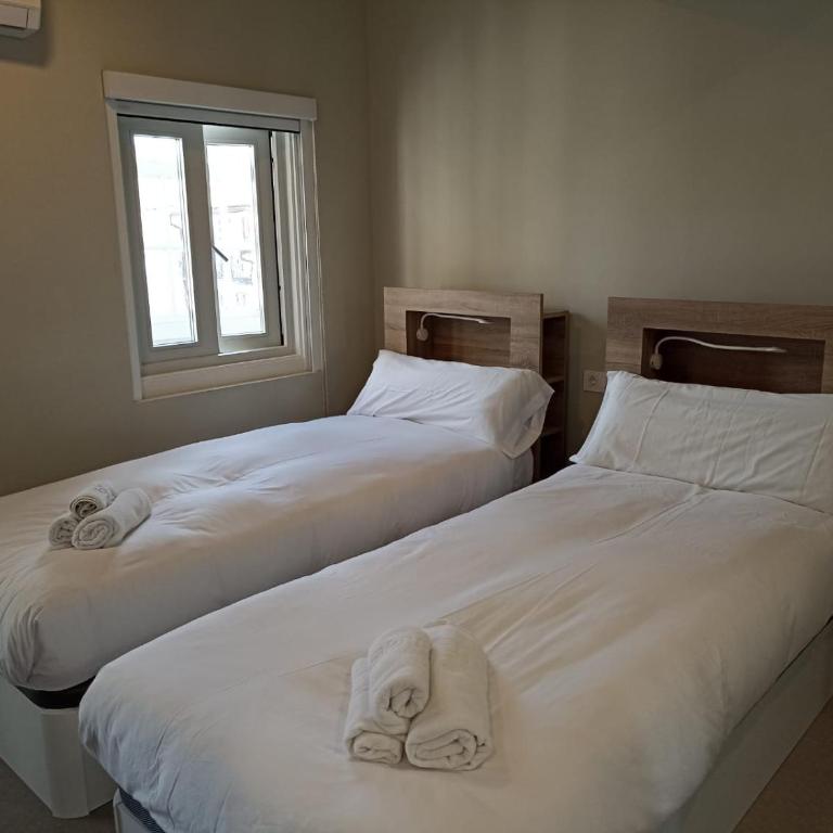 Loureiros Dorm - Deluxe Double Room with Balcony - 3
