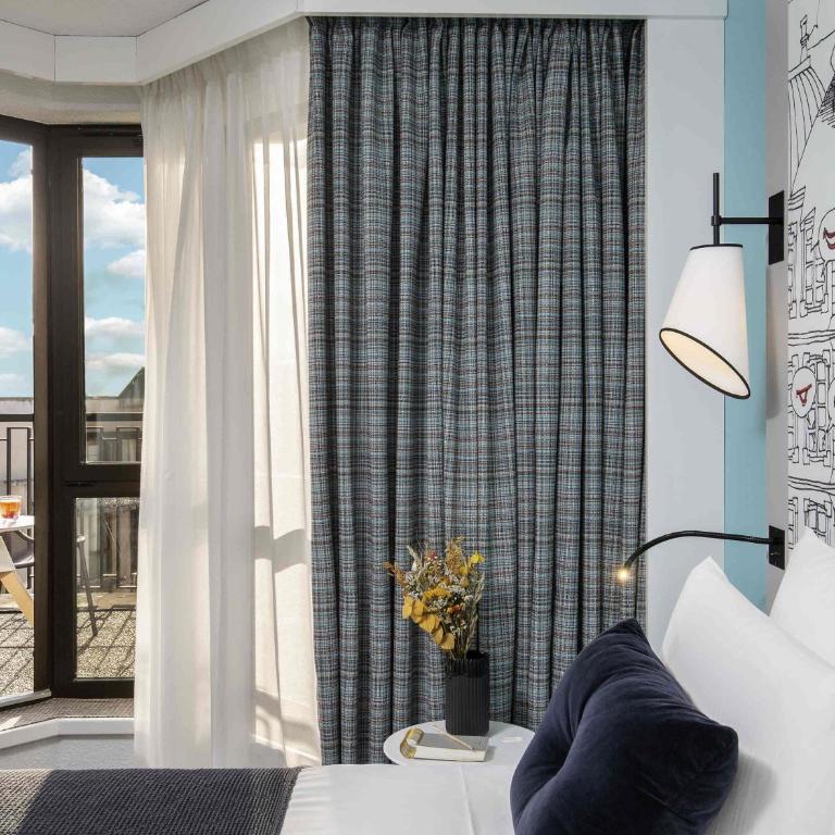 Mercure Paris Centre Gare Montparnasse - Chambre Privilège avec Terrasse - 4
