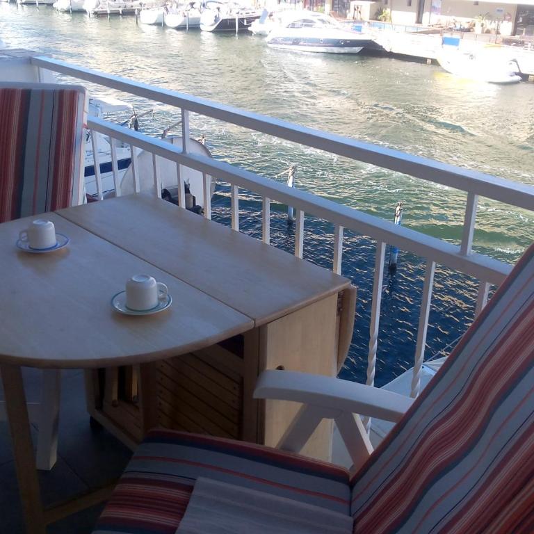 situé à 300m de la plage, vue canal, montagne, mer - Apartamento de 2 dormitorios - 8