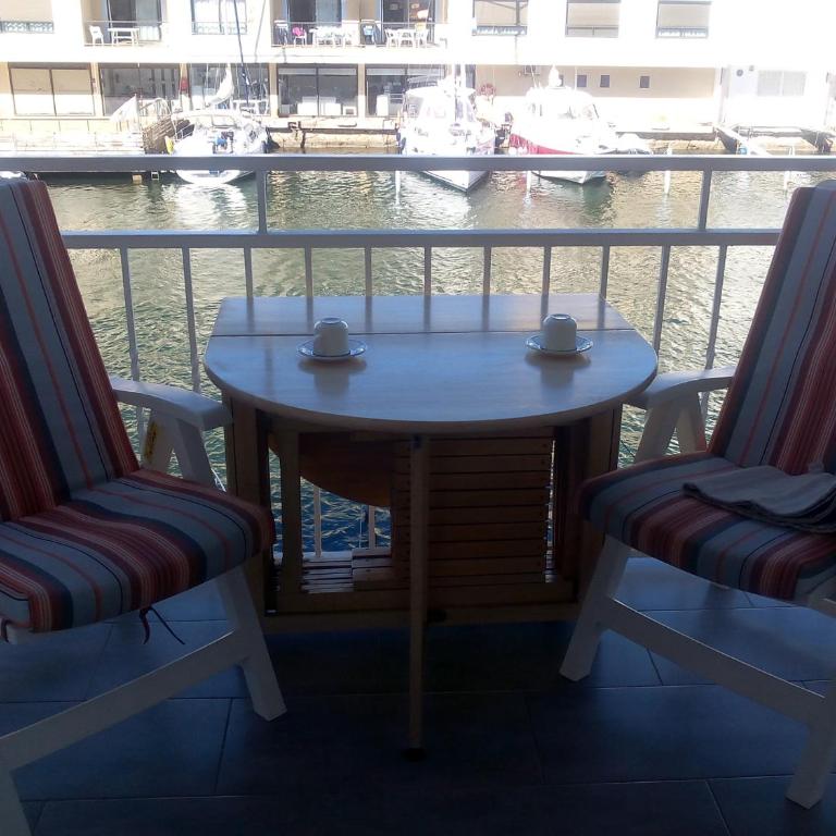 situé à 300m de la plage, vue canal, montagne, mer - Apartamento de 2 dormitorios - 11