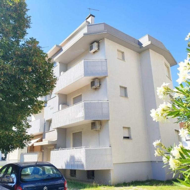 Central apartment with parking for four guests - Appartamento - 9