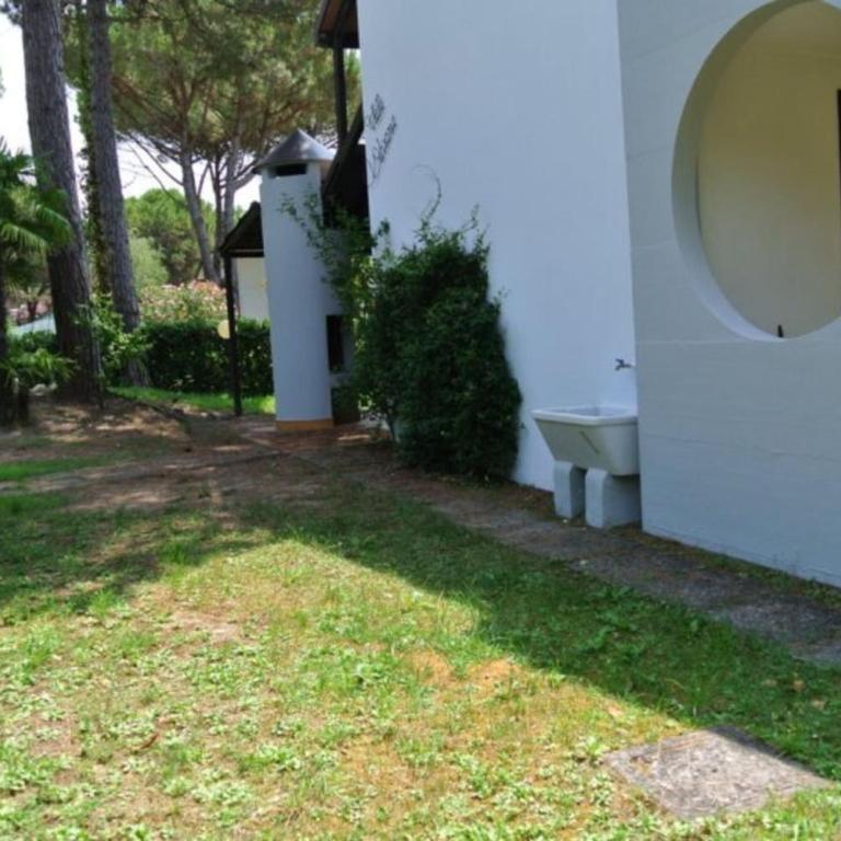 Tranquil green retreat with garden, patio and BBQ - Appartamento - 21