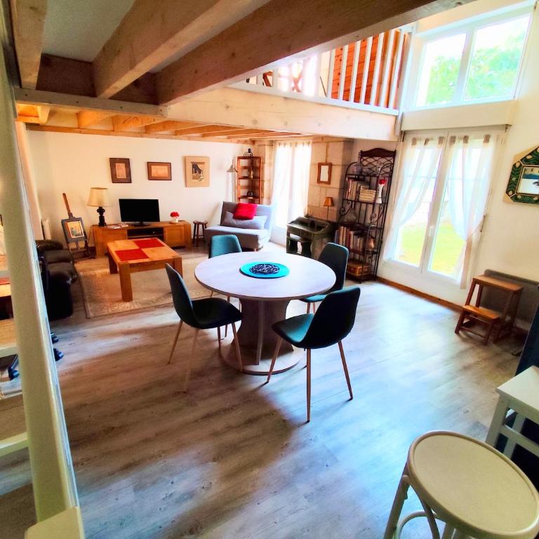Grand studio avec mezzanine, quartier Avaricum - Appartement 1 Chambre - 3