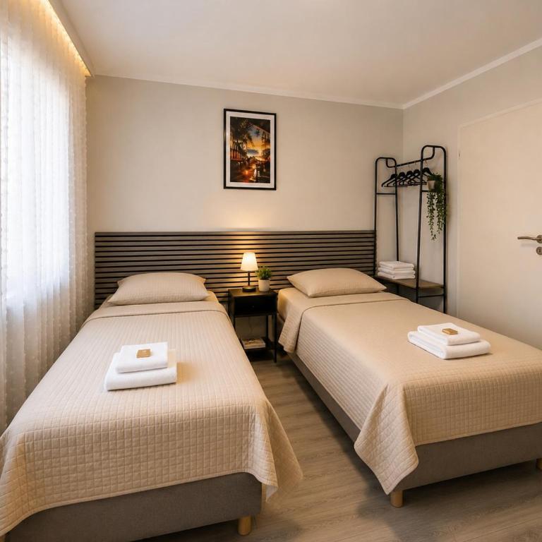 Modern Living Apartment Hotel - Doppelzimmer mit eigenem Bad - 14