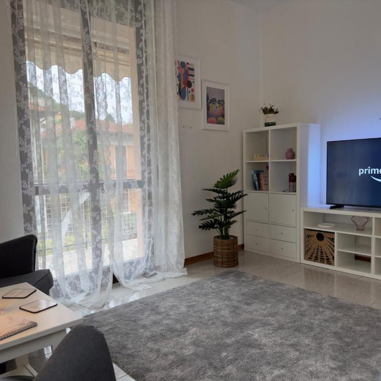 Tavernola Suites - A stone's throw from the ferry - Two-Bedroom Apartment - 23