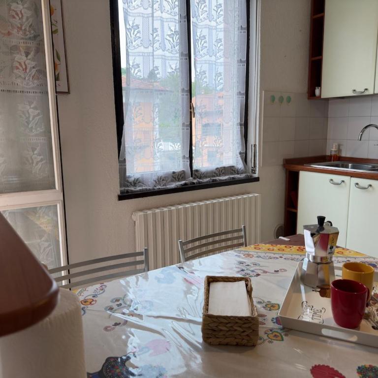 Tavernola Suites - A stone's throw from the ferry - Two-Bedroom Apartment - 26