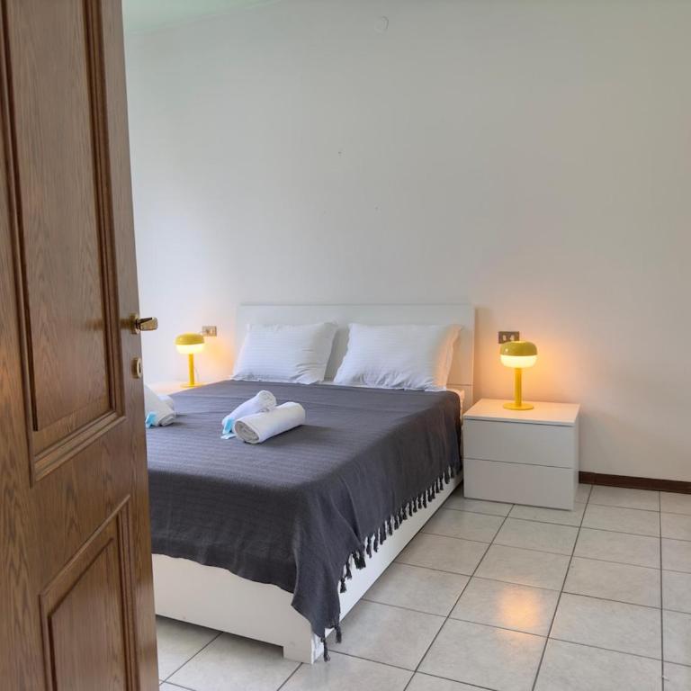 Tavernola Suites - A stone's throw from the ferry - Two-Bedroom Apartment - 27
