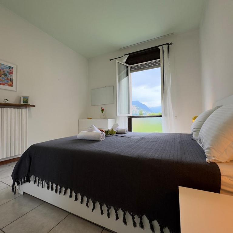 Tavernola Suites - A stone's throw from the ferry - Two-Bedroom Apartment - 42