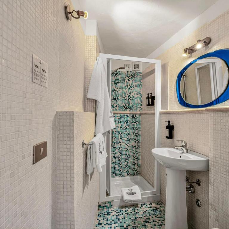 Nemeris Boutique Homes - Three-Bedroom House - 13