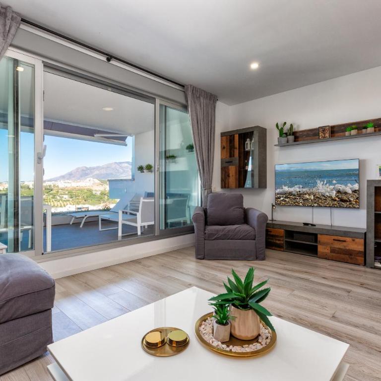 ViVi Homes - Han Pool, Golf & Terrace - Apartment - 4