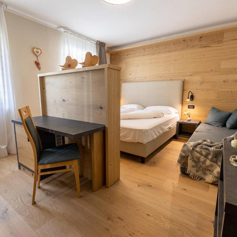Caminetto Mountain Resort - Superior Dreibettzimmer - 3