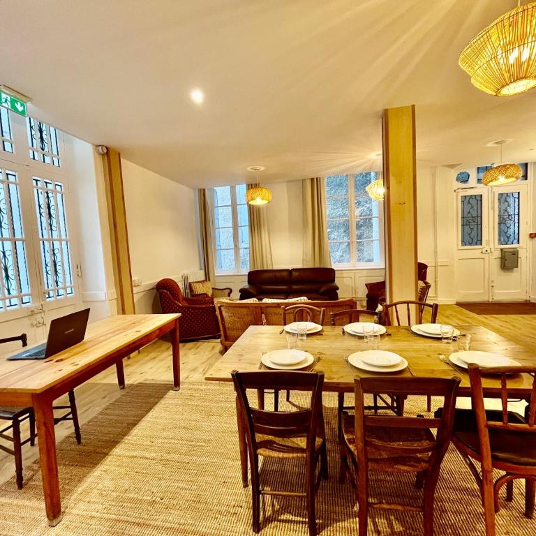 Le Grand Refuge - 29 personnes - 12 chambres - Maison de Vacances - 8