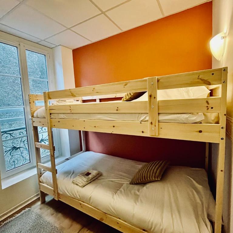 Le Grand Refuge - 29 personnes - 12 chambres - Maison de Vacances - 24