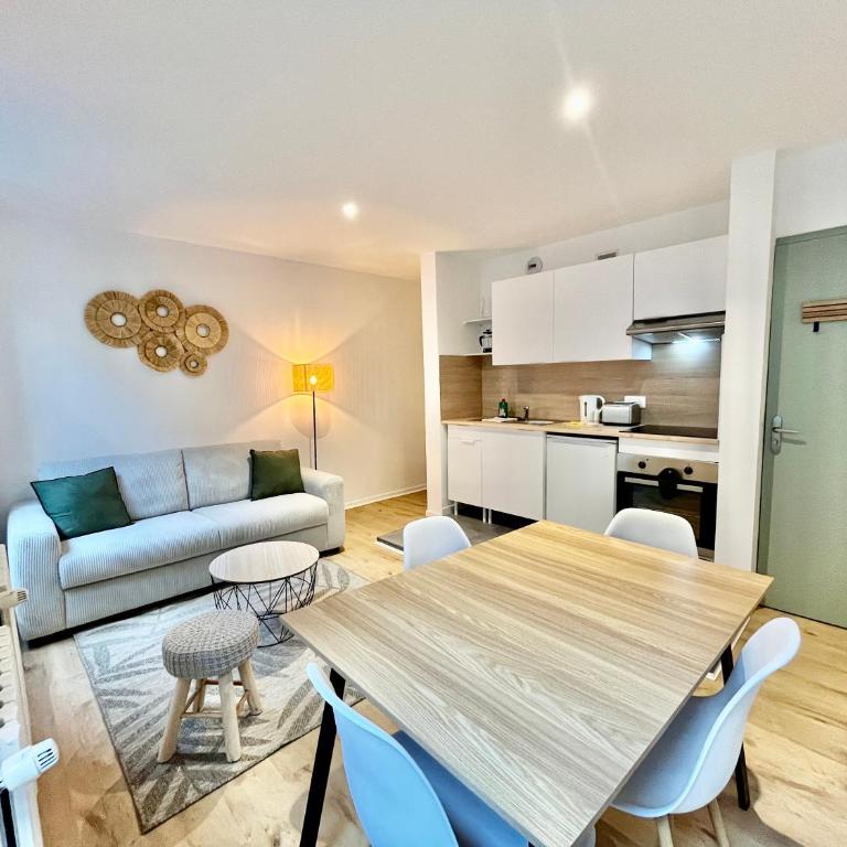 Le Grand Refuge - 29 personnes - 12 chambres - Maison de Vacances - 21