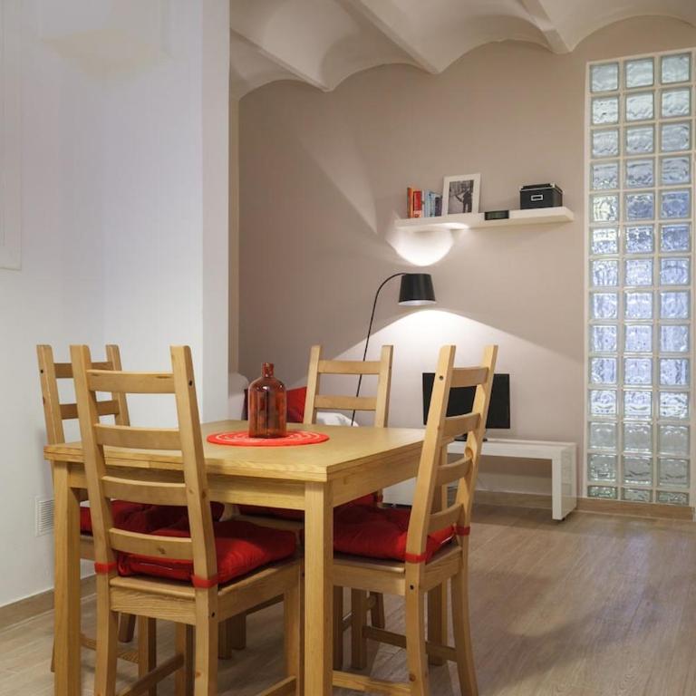 Cozy apartment close to CAMP NOU - Apartamento de 2 dormitorios - 2