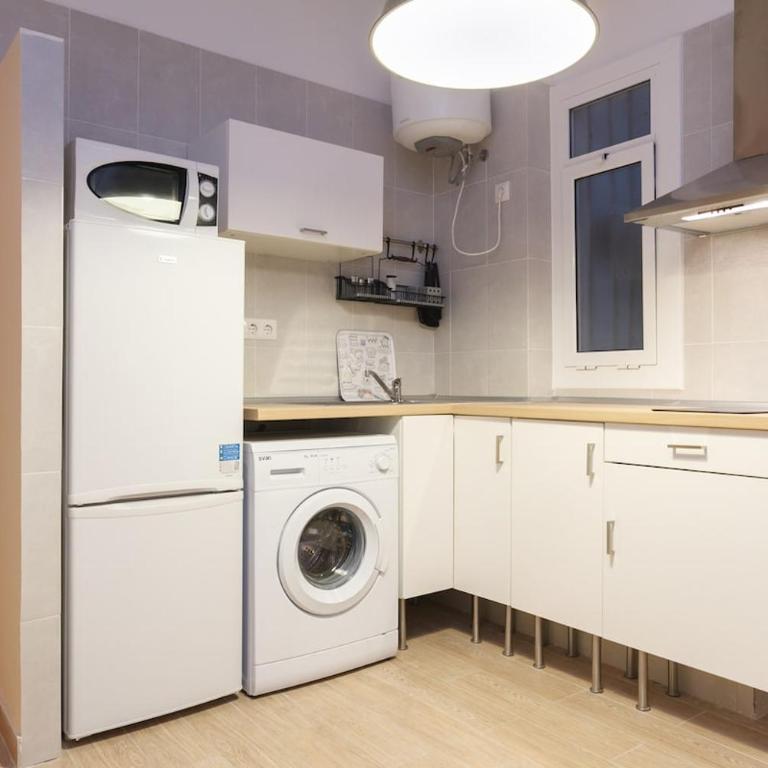 Cozy apartment close to CAMP NOU - Apartamento de 2 dormitorios - 9