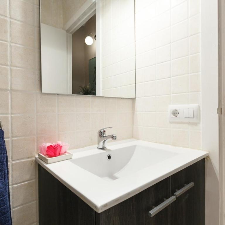 Cozy apartment close to CAMP NOU - Apartamento de 2 dormitorios - 17