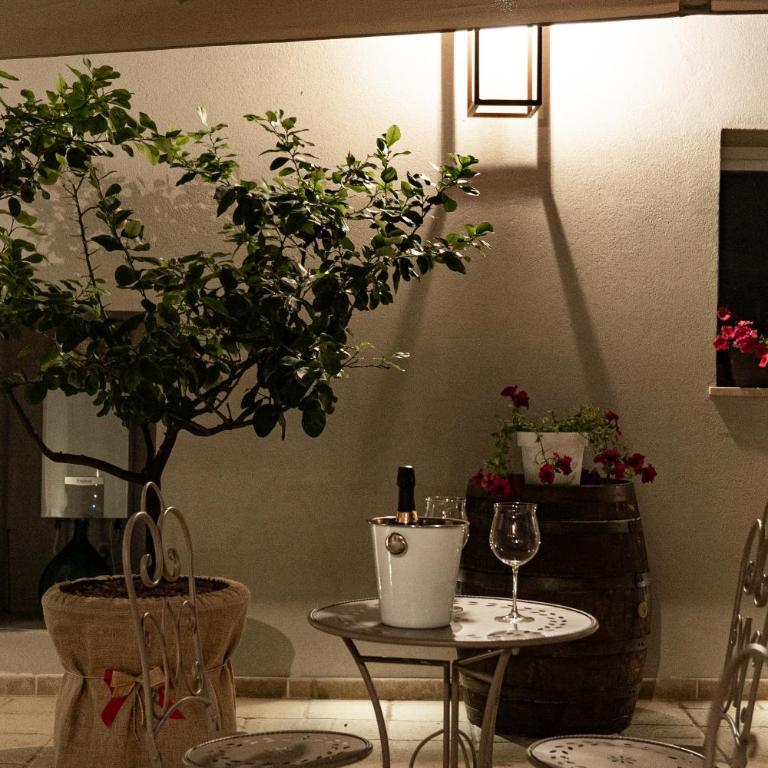 "Corte Tedesco" - Apulian Luxury Suites - Suite Deluxe con Vasca Idromassaggio - 56