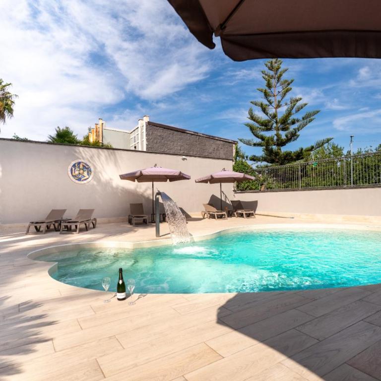 HOLIDAYS ALBA - Two-Bedroom Villa - 9