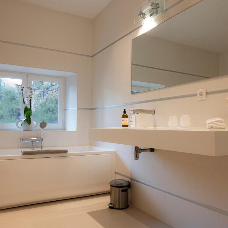 Mas de l'Amarine - Chambre Double - Vue sur Jardin - 6