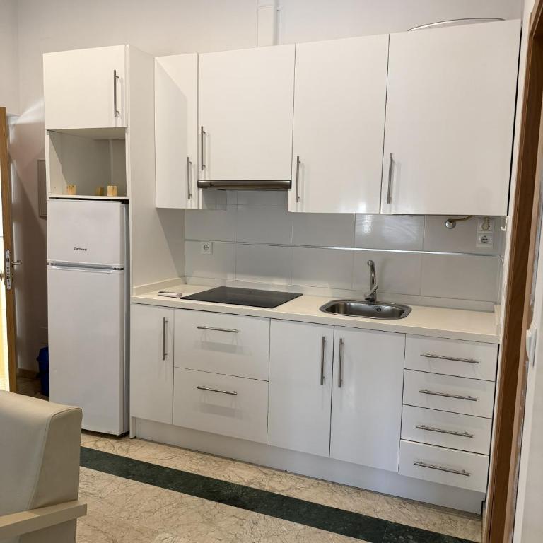 Apartamentos Turísticos Plaza del Olvido - Studio - 6