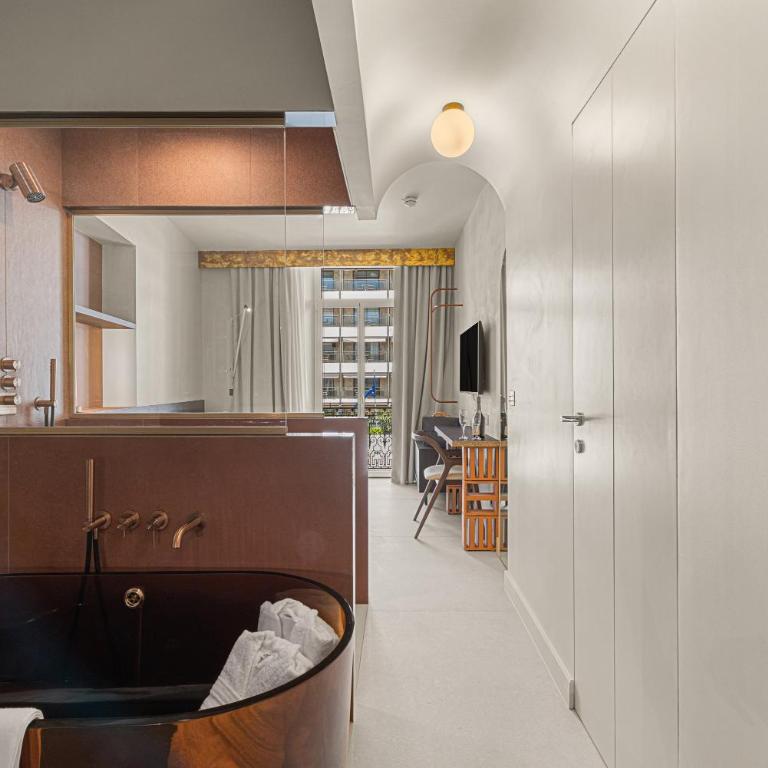 Naomi Cannes - Suite Deluxe - Vue sur Mer - 5