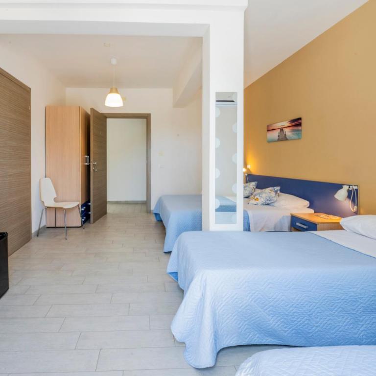 Giostemar Rooms - Playa Grande - Camera Quadrupla con Balcone - 6