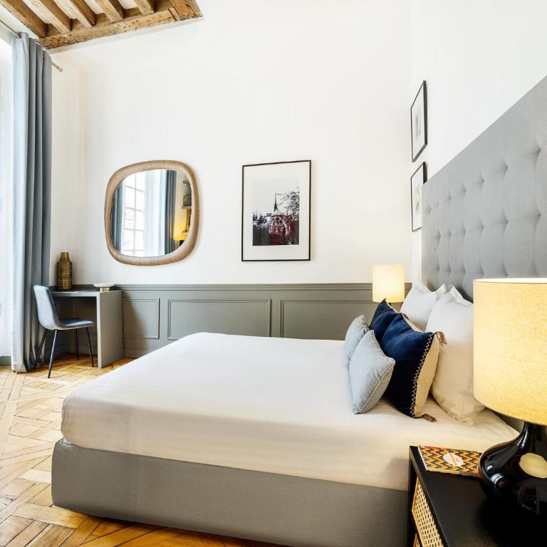 LivinParis - Luxury 2 Bedrooms Le Marais I - Two-Bedroom Apartment 2 - 16