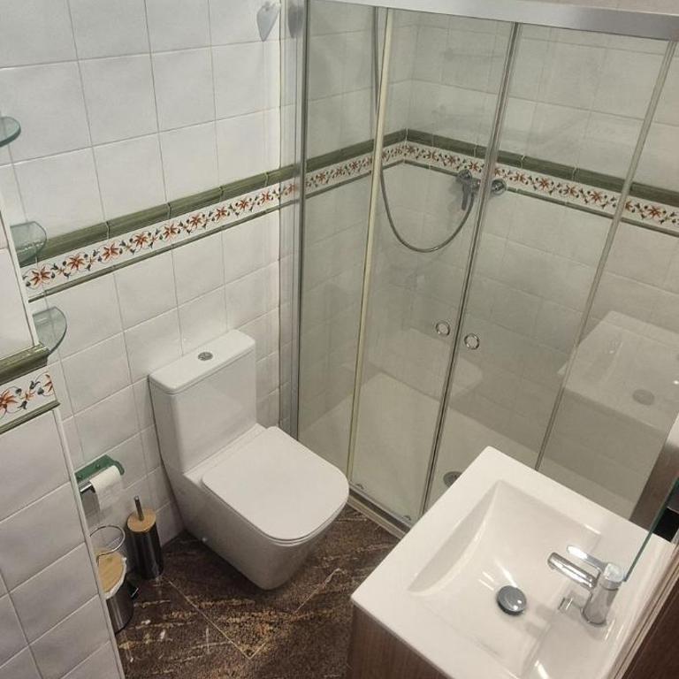 Chic room with balcony near Alicante center - Double Room - 14