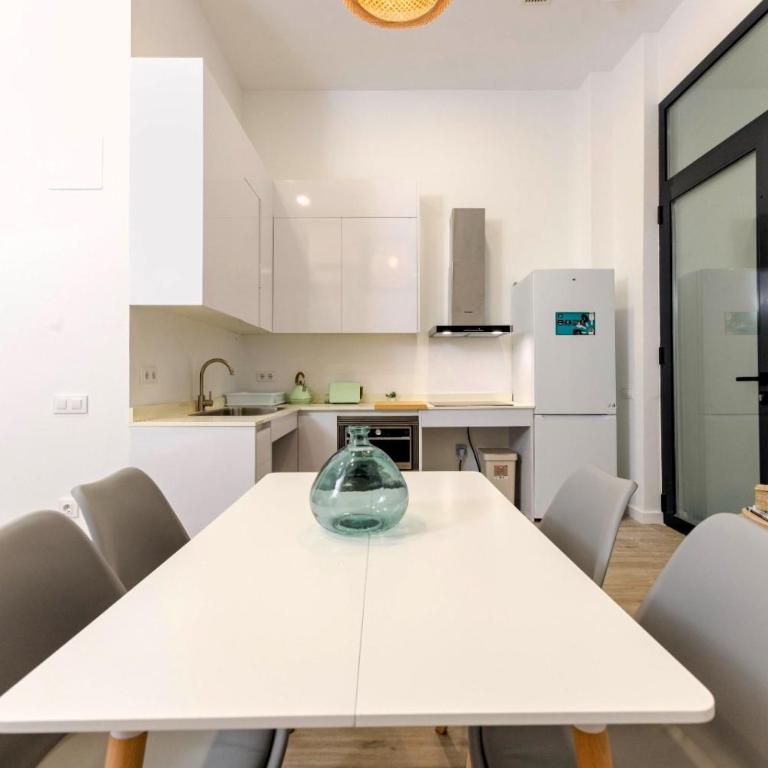 Estudio Rey Saud - One-Bedroom Apartment - 9