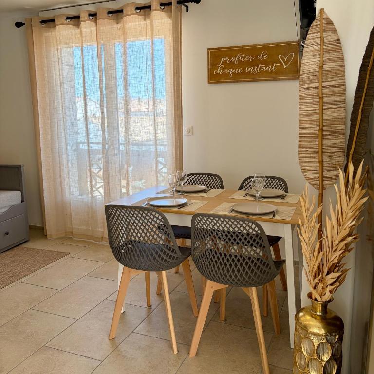 Résidence La Palma & L'Oasis - One-Bedroom Apartment with Balcony and City View - 7