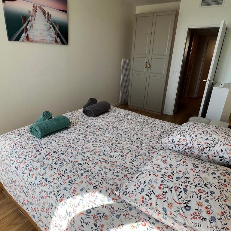 Superbe 2 pièces, terrasse face au port et mer - Apartment mit 1 Schlafzimmer - 47