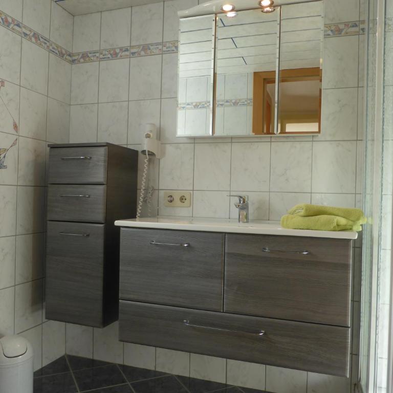 Ferienwohnungen Kolbitsch - Apartment mit 2 Schlafzimmern und Balkon - 11