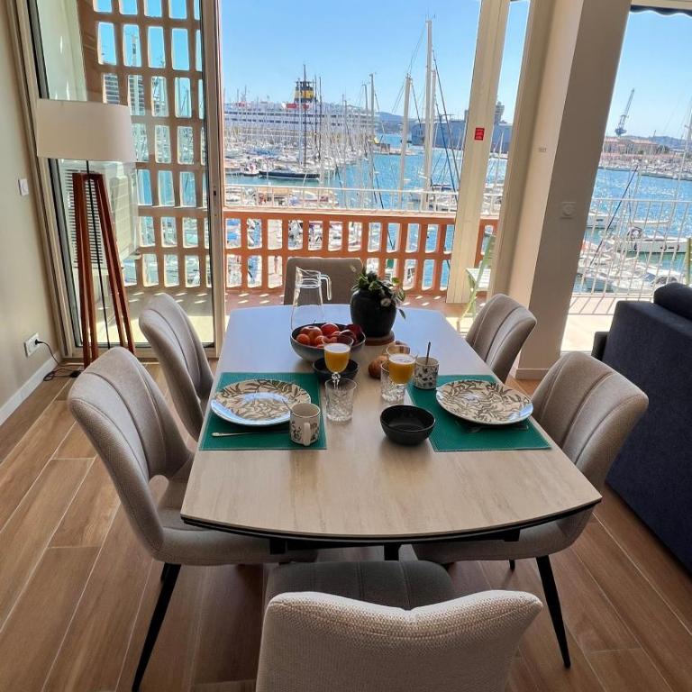 Superbe 2 pièces, terrasse face au port et mer - Apartment mit 1 Schlafzimmer - 5