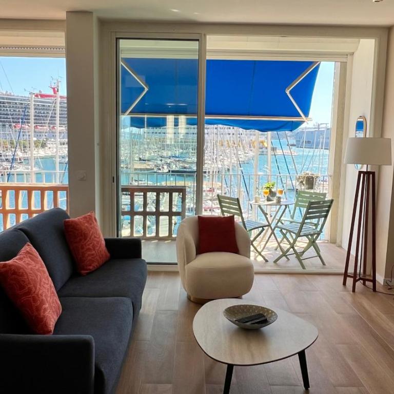 Superbe 2 pièces, terrasse face au port et mer - Apartment mit 1 Schlafzimmer - 2