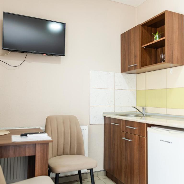 Smeštaj Vortex Sokobanja - Studio mit Terrasse - 8