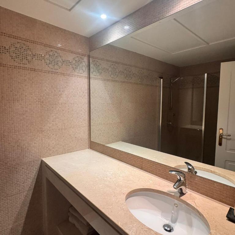 Altos De La Quinta - One-Bedroom Apartment - 24