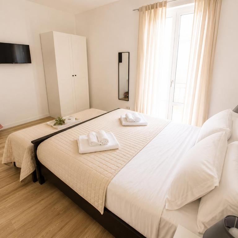 Testa del Moro - Nel Cuore di Palermo - King Room with Balcony - 12