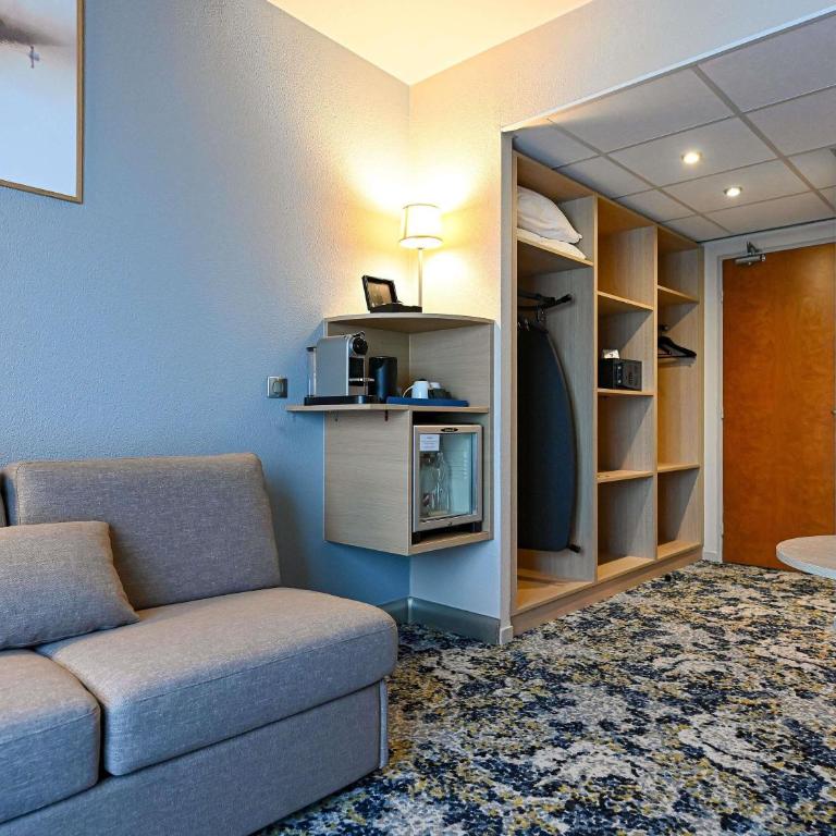 Hotel Mercure Blois Centre - Chambre Privilège Duplex avec 1 Lit Double et 1 Canapé-Lit Simple - 9