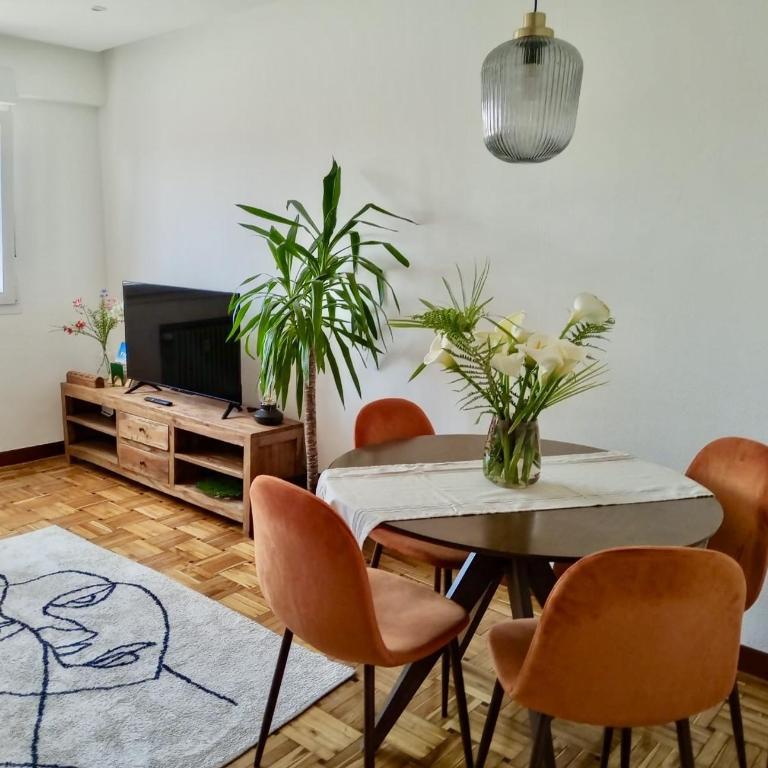 Atico con vistas en el centro de Oviedo - Apartamento de 1 dormitorio - 5