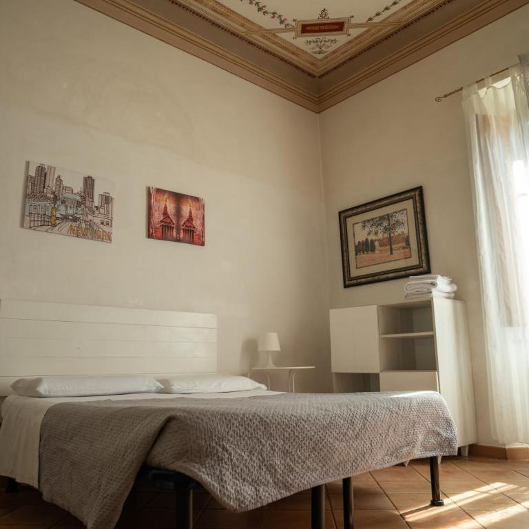 Casa di Alfredo Affittacamere - Standard Double Room with Shared Bathroom - 12