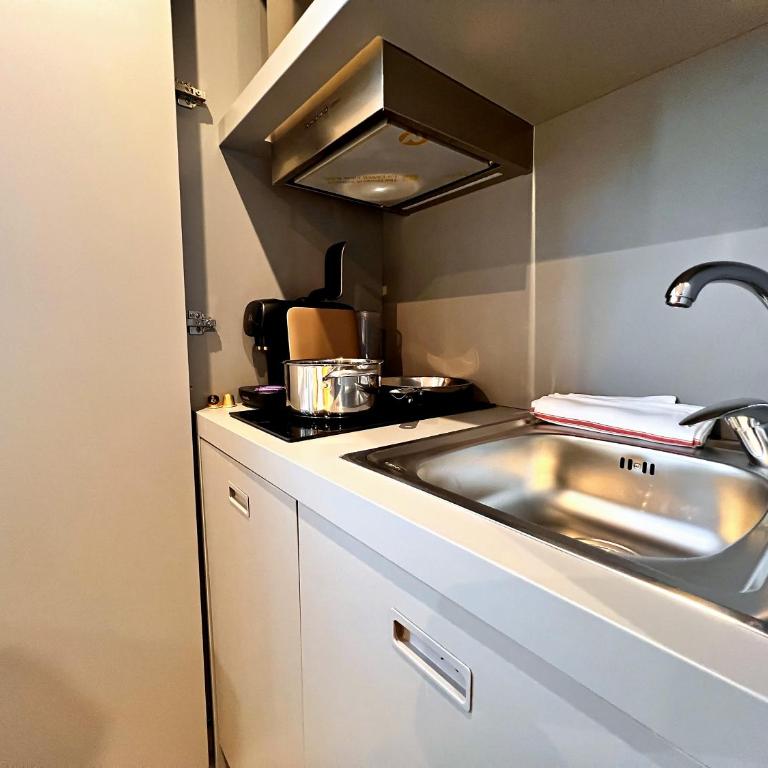 My Residence d'Azur - One-Bedroom Apartment with Bay View - 15