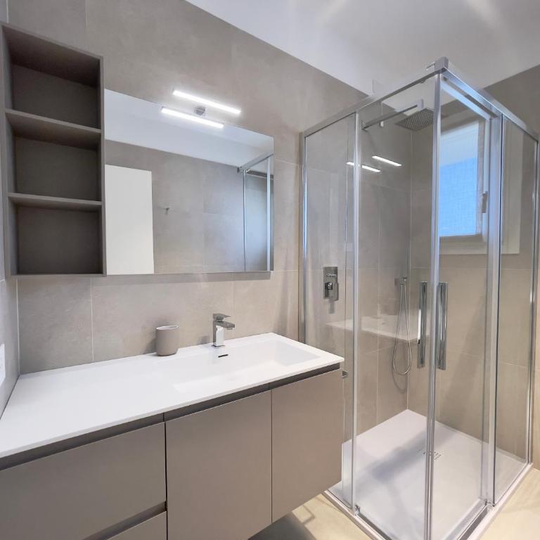 Riviera Residence - Appartamento con 2 Camere da Letto e Vista Giardino - 12