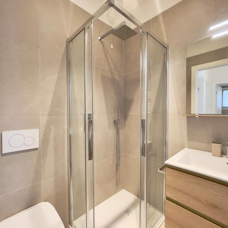 Riviera Residence - Appartamento con 2 Camere da Letto e Vista Giardino - 14