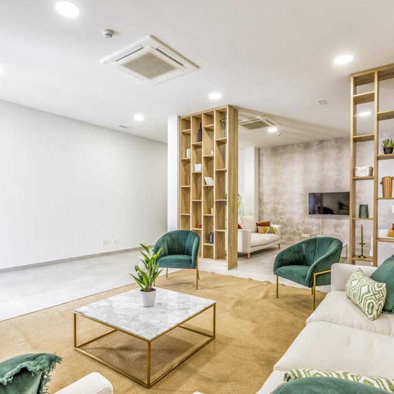 ViVi Homes - Casa Leo - Terrace - Pool - Gym - Two-Bedroom Apartment with Terrace - 25