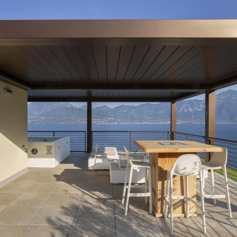 Penthouse Great View pool & Whirpool - Apartamento de 2 dormitorios con vistas al lago - 40