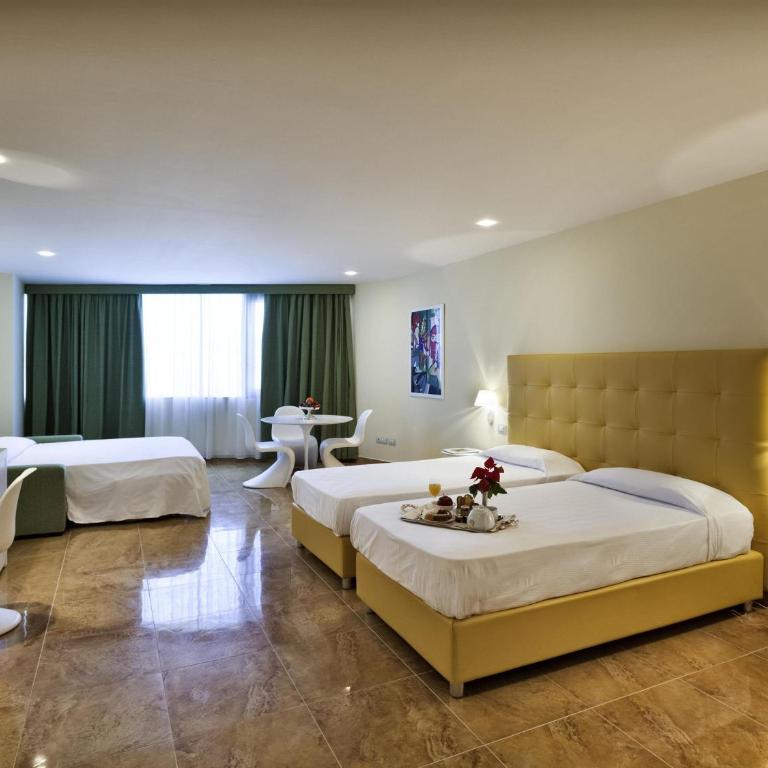 Mercure Villa Romanazzi Carducci Bari - Camera Tripla Superior - 3